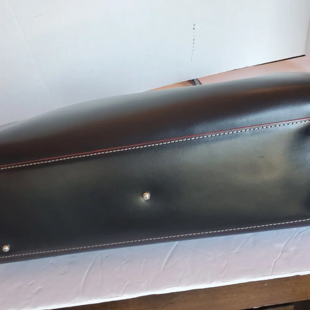 Lotis black laptop
